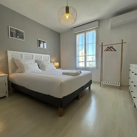 Chez Fernand Ac Terrace Garden Petanque Court & Private Free Parking Prázdninový dům