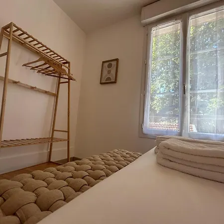 Chez Fernand Ac Terrace Garden Petanque Court & Private Free Parking Nyaraló